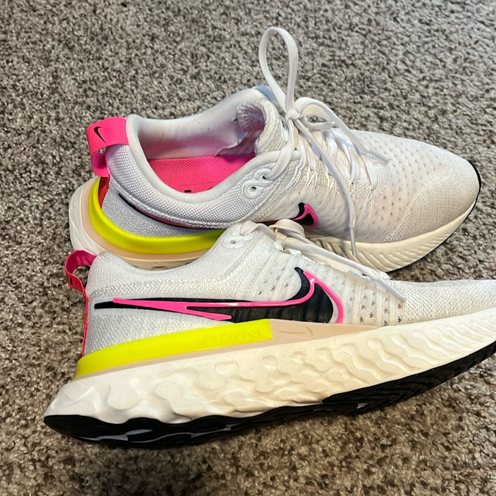 Nike shoes in great condition